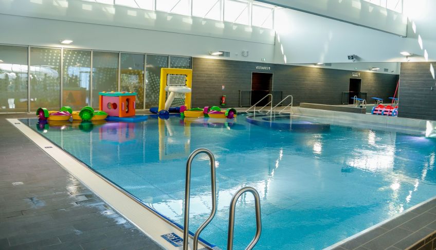 Centre  aquatique  intercommunal AquaOuest